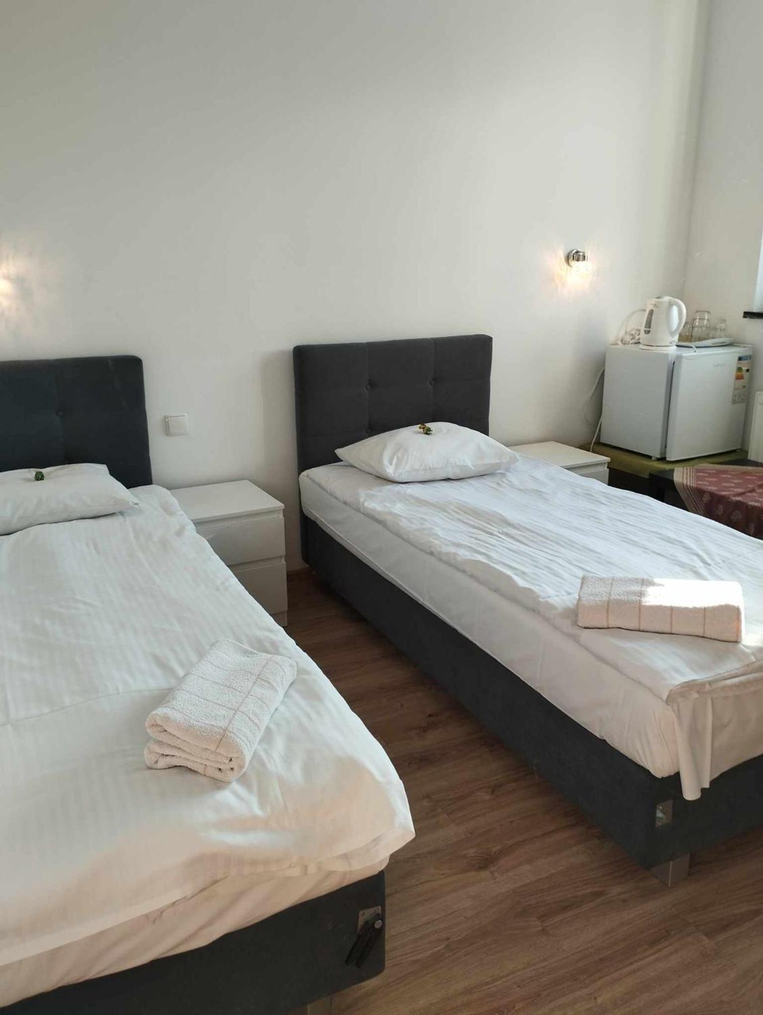 Checz Goscinna- Pokoje,Sauna,Jacuzzi, Sala Konferencyjna Grzybno Exteriér fotografie
